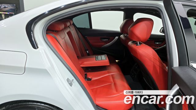 BMW 3-Series 2016 — photo 12