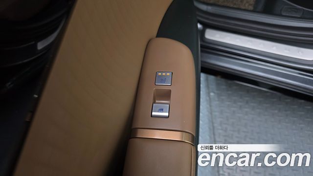 Hyundai Grandeur 2023 — photo 19