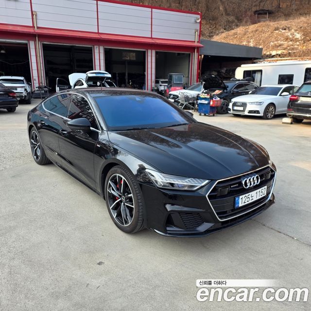 Audi A7 2021 — photo 6