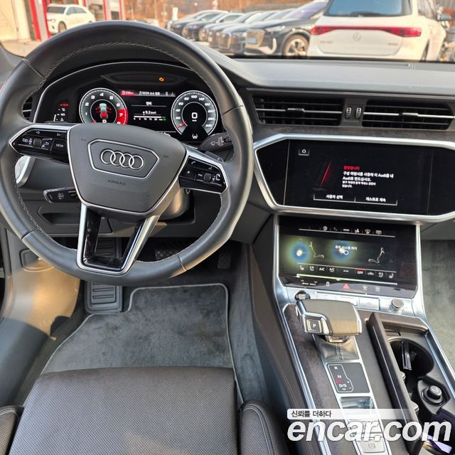 Audi A7 2021 — photo 13