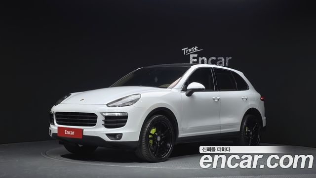 Porsche Cayenne 2015 — photo 1