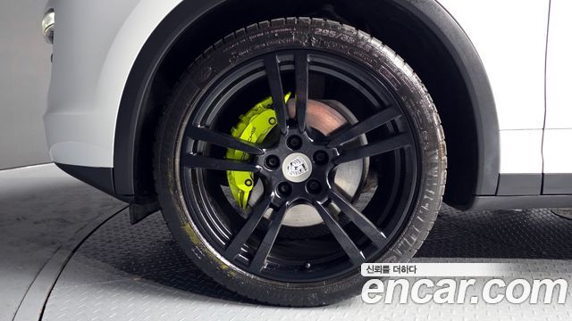 Porsche Cayenne 2015 — photo 5
