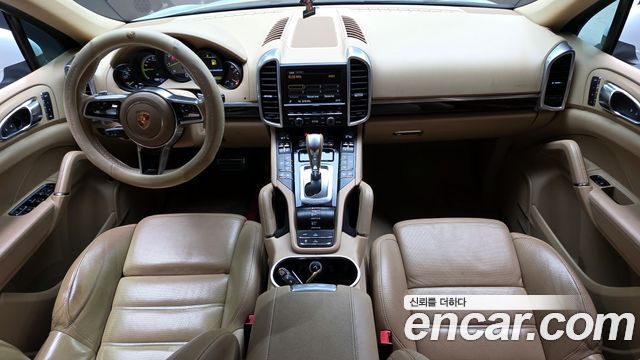 Porsche Cayenne 2015 — photo 7