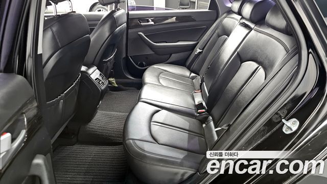 Hyundai Sonata 2017 — photo 12