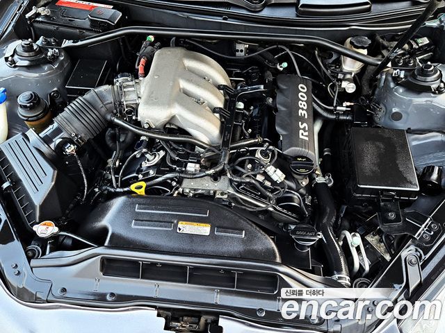 Hyundai Genesis 2011 — photo 6