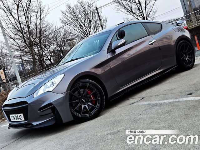 Hyundai Genesis 2011 — photo 17