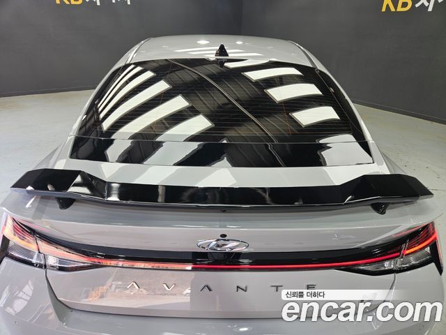 Hyundai AVANTE 2022 — photo 8