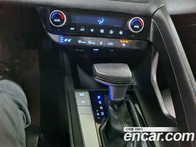Hyundai AVANTE 2022 — photo 9