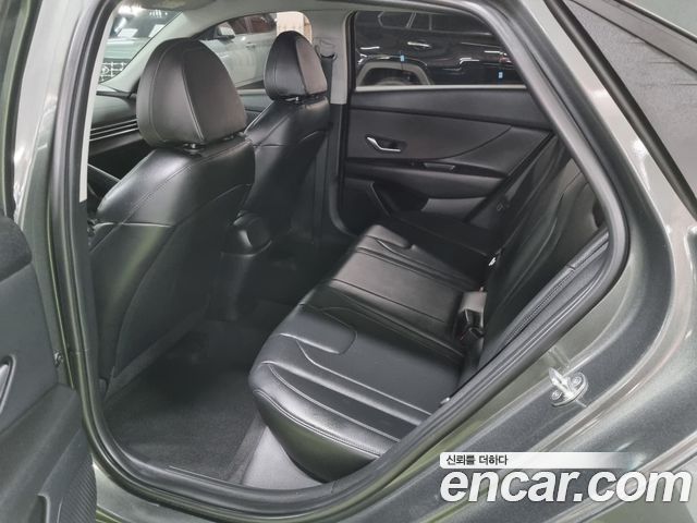Hyundai AVANTE 2022 — photo 10