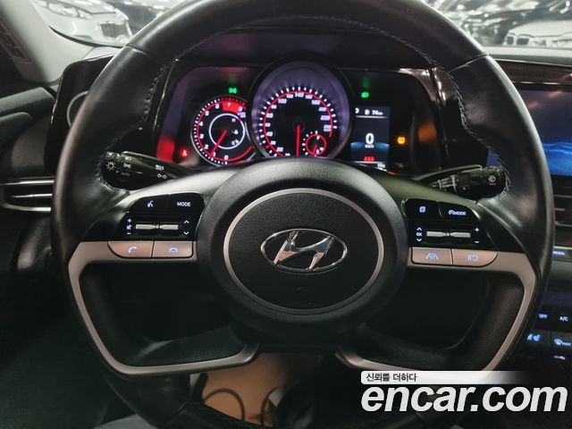 Hyundai AVANTE 2022 — photo 13