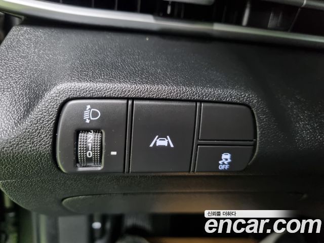 Hyundai AVANTE 2022 — photo 14