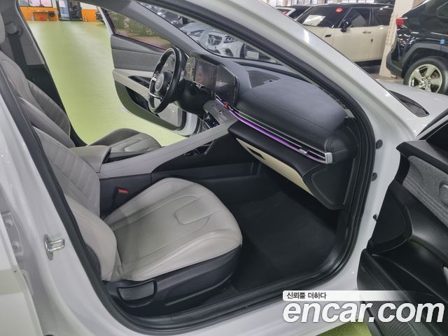 Hyundai AVANTE 2021 — photo 10