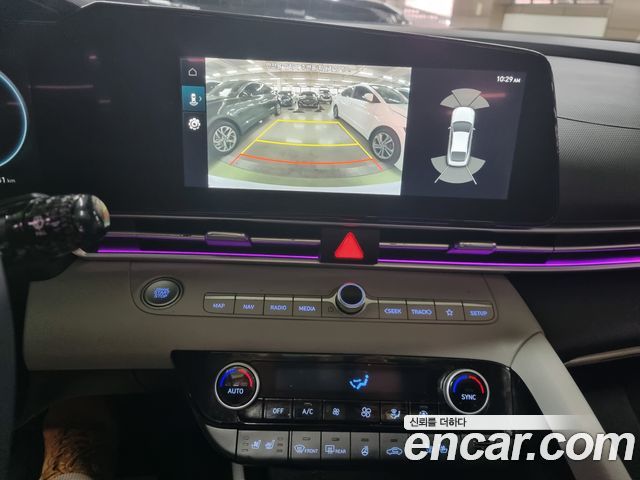 Hyundai AVANTE 2021 — photo 15