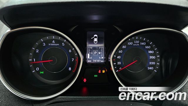 Hyundai AVANTE 2015 — photo 8