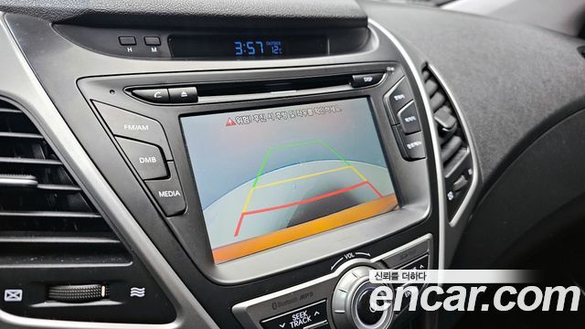 Hyundai AVANTE 2015 — photo 15