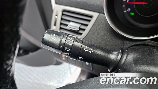 Hyundai AVANTE 2015 — photo 19
