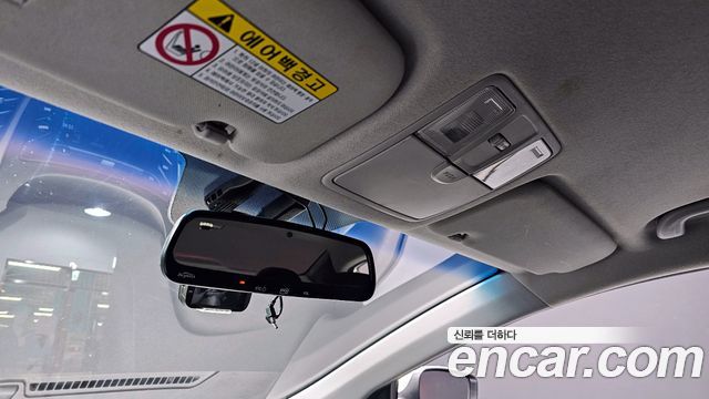 Hyundai AVANTE 2015 — photo 20