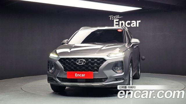 Hyundai Santafe 2019 — photo 3