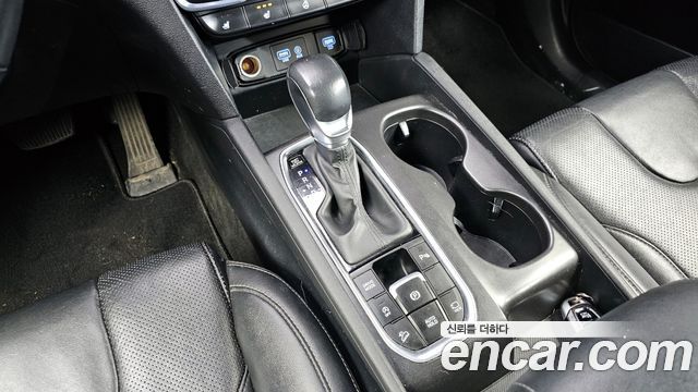 Hyundai Santafe 2019 — photo 9