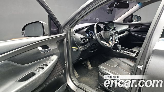 Hyundai Santafe 2019 — photo 11