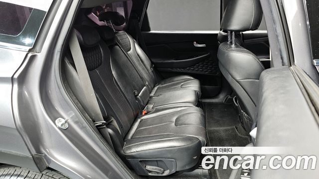 Hyundai Santafe 2019 — photo 12