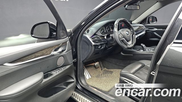 BMW X6 2015 — photo 11