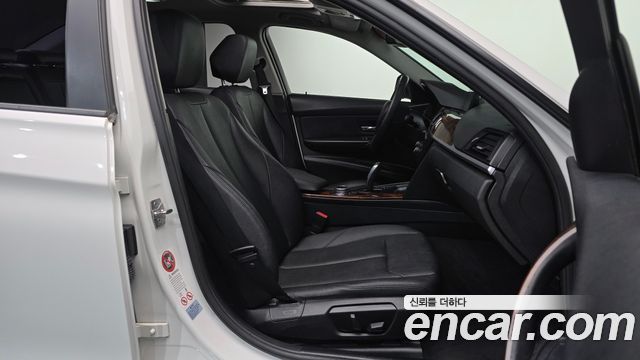 BMW 3-Series 2014 — photo 11