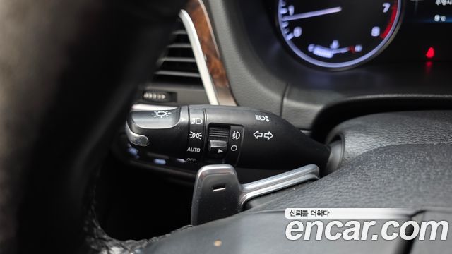 Hyundai Genesis 2015 — photo 16
