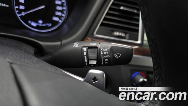 Hyundai Genesis 2015 — photo 17