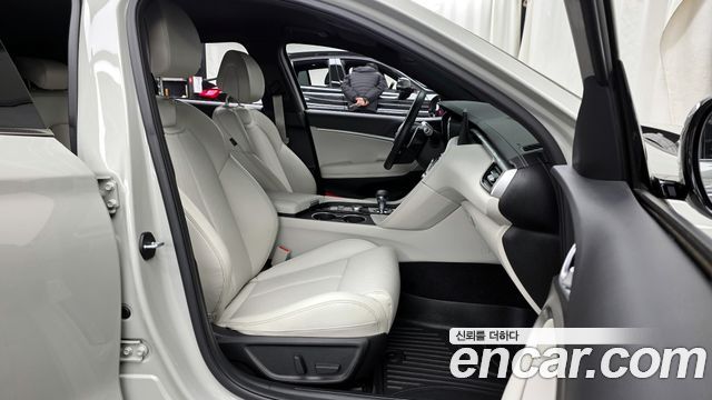 Genesis G70 2024 — photo 11