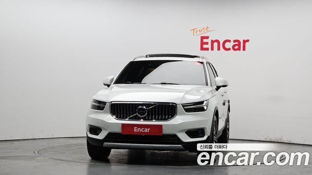 Volvo XC40 2021 — photo 3