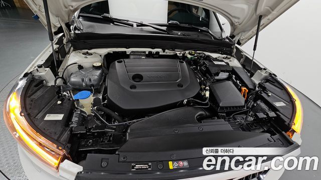 Volvo XC40 2021 — photo 6