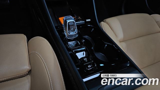 Volvo XC40 2021 — photo 9