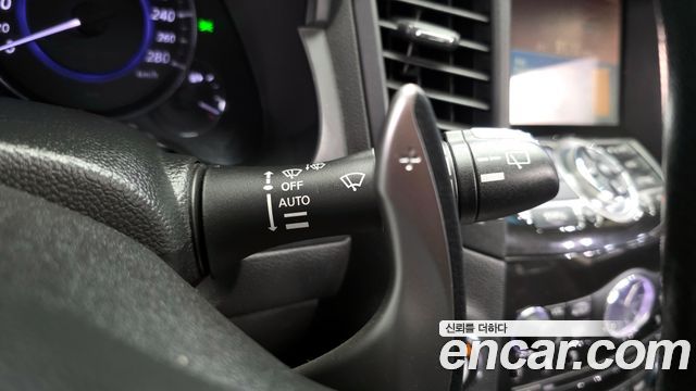 Infiniti QX70 2014 — photo 18