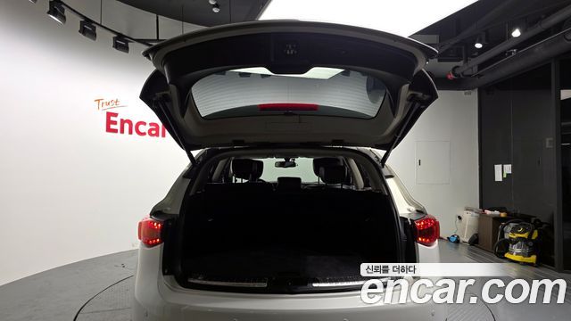 Infiniti QX70 2014 — photo 20
