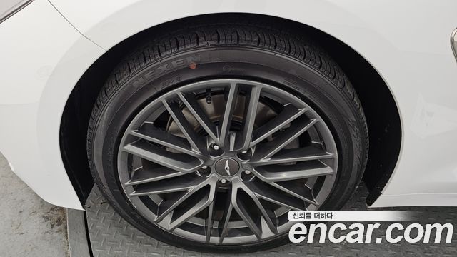 Genesis G70 2018 — photo 5