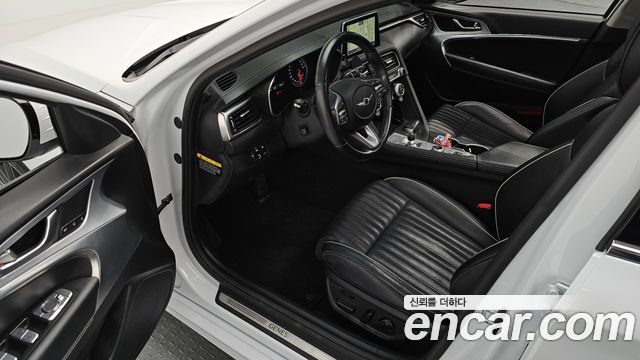 Genesis G70 2018 — photo 11