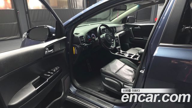 Kia Sportage 2016 — photo 10
