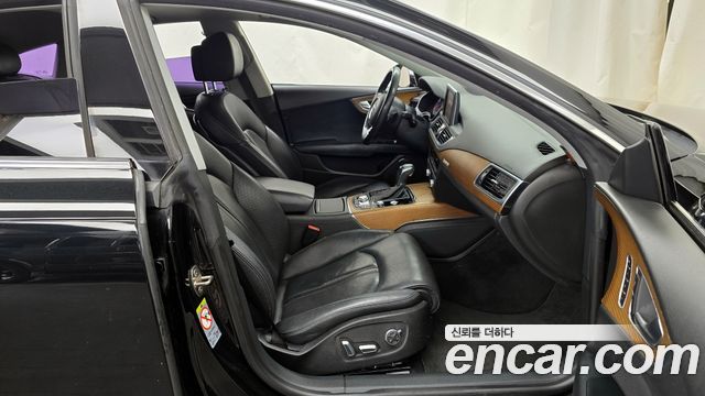 Audi A7 2016 — photo 11