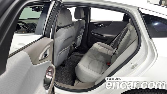 Chevrolet Korea Malibu 2017 — photo 12