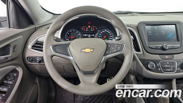 Chevrolet Korea Malibu 2017 — photo 13