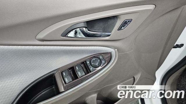 Chevrolet Korea Malibu 2017 — photo 17