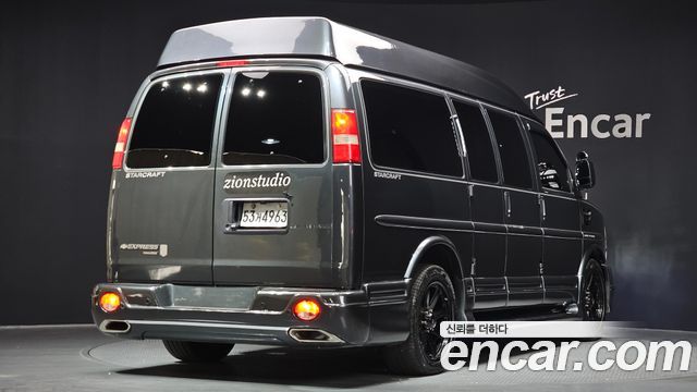 Chevrolet Express Van 2014 — photo 2