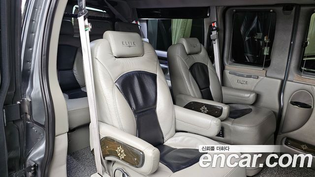 Chevrolet Express Van 2014 — photo 12