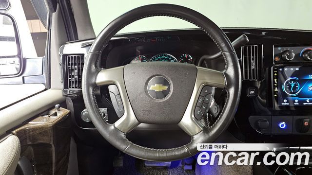 Chevrolet Express Van 2014 — photo 13