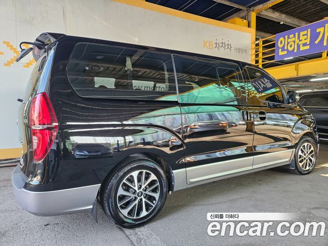 Hyundai Starex 2019 — photo 4