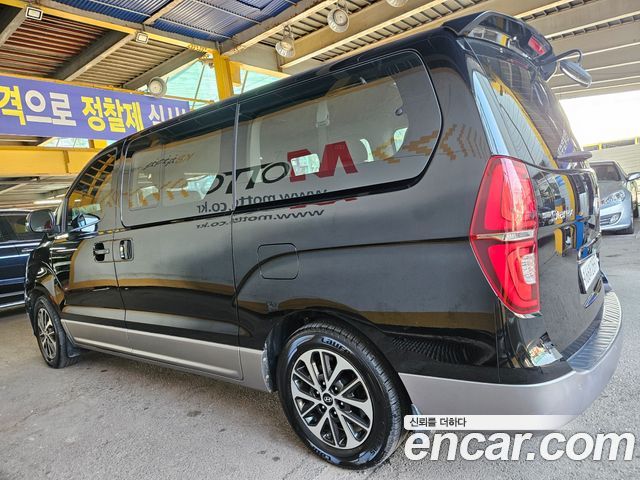 Hyundai Starex 2019 — photo 6