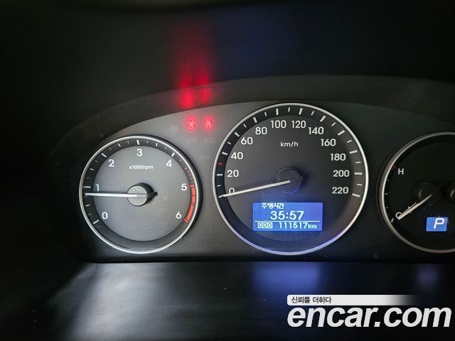 Hyundai Starex 2019 — photo 7