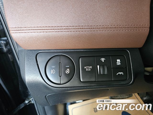 Hyundai Starex 2019 — photo 10