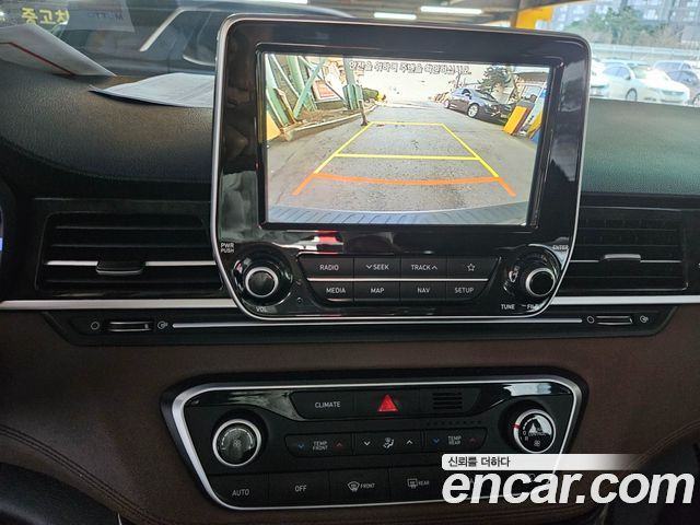 Hyundai Starex 2019 — photo 12